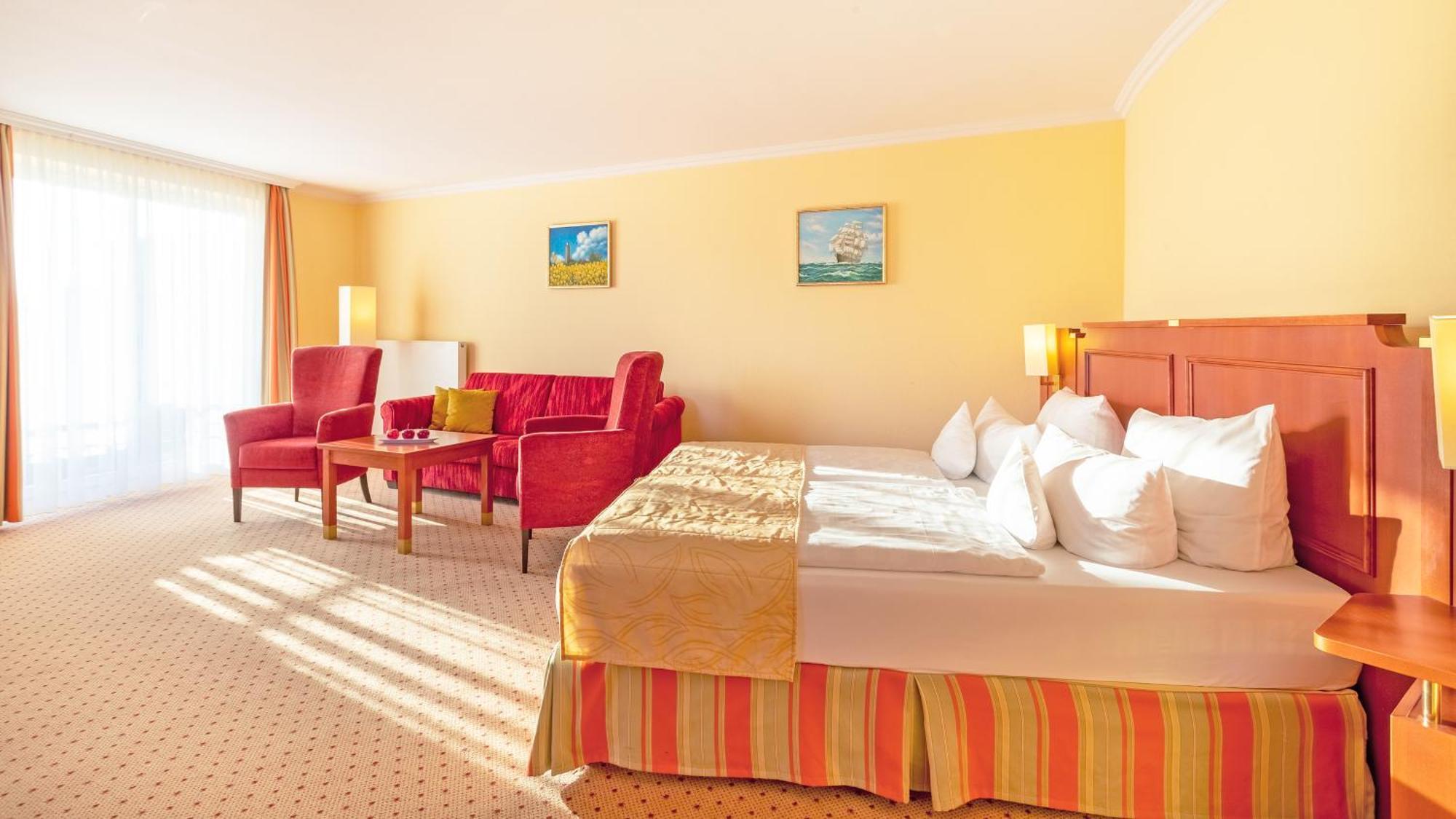 Hotel Zur Post - Ein Rovell Hotel Heringsdorf  Ngoại thất bức ảnh