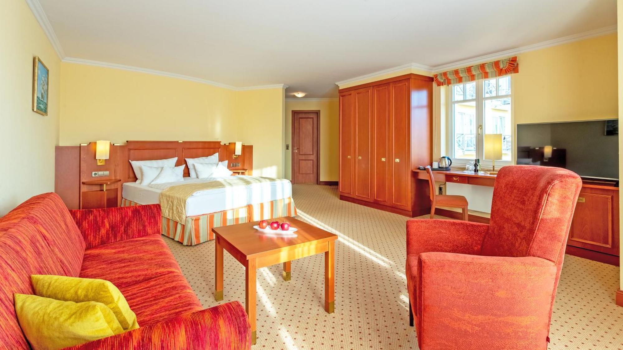 Hotel Zur Post - Ein Rovell Hotel Heringsdorf  Ngoại thất bức ảnh