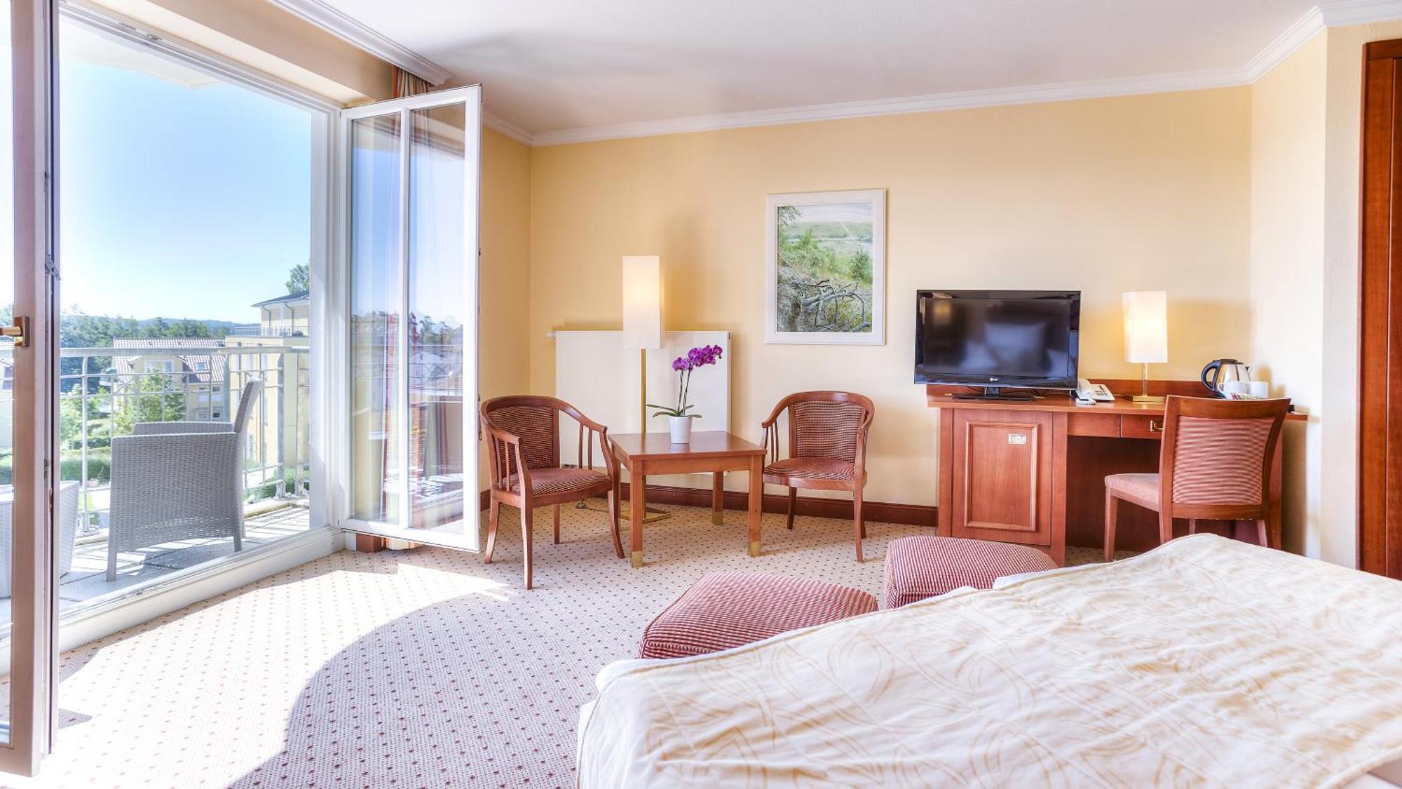 Hotel Zur Post - Ein Rovell Hotel Heringsdorf  Ngoại thất bức ảnh