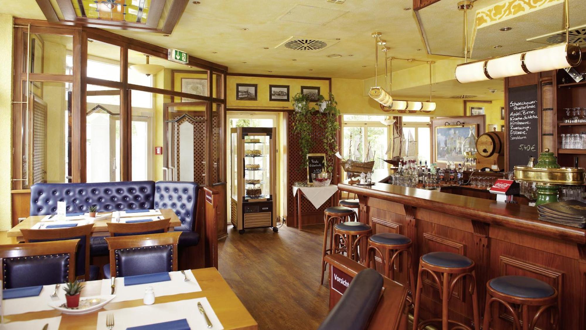 Hotel Zur Post - Ein Rovell Hotel Heringsdorf  Ngoại thất bức ảnh