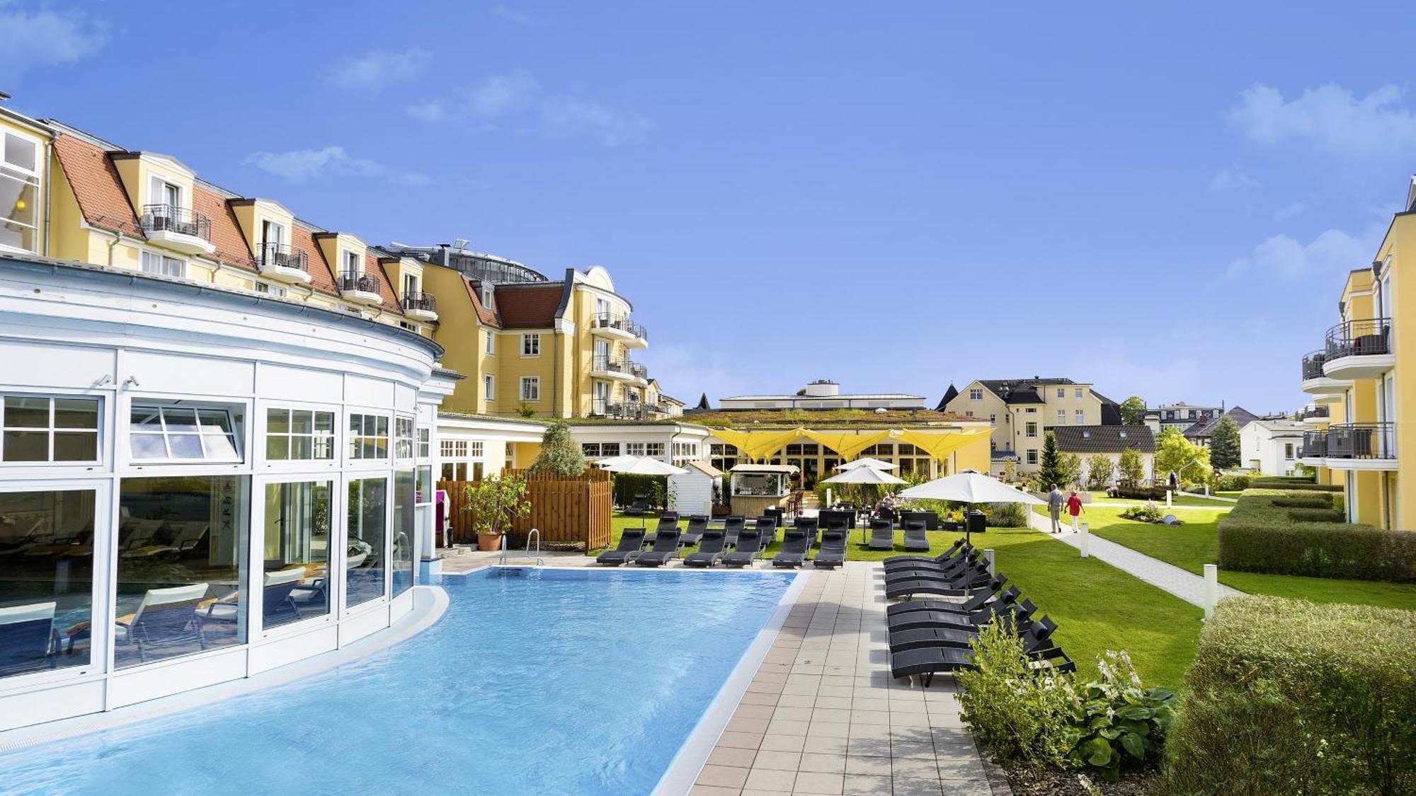 Hotel Zur Post - Ein Rovell Hotel Heringsdorf  Ngoại thất bức ảnh