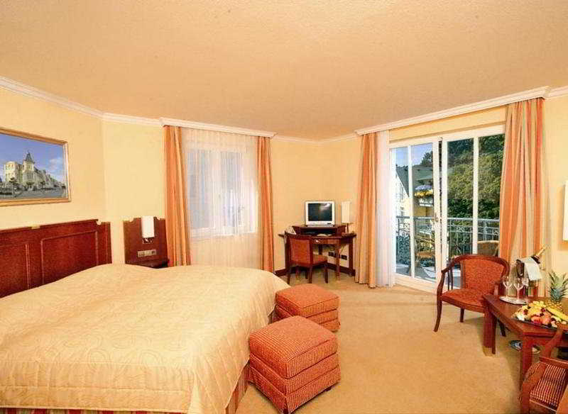 Hotel Zur Post - Ein Rovell Hotel Heringsdorf  Ngoại thất bức ảnh