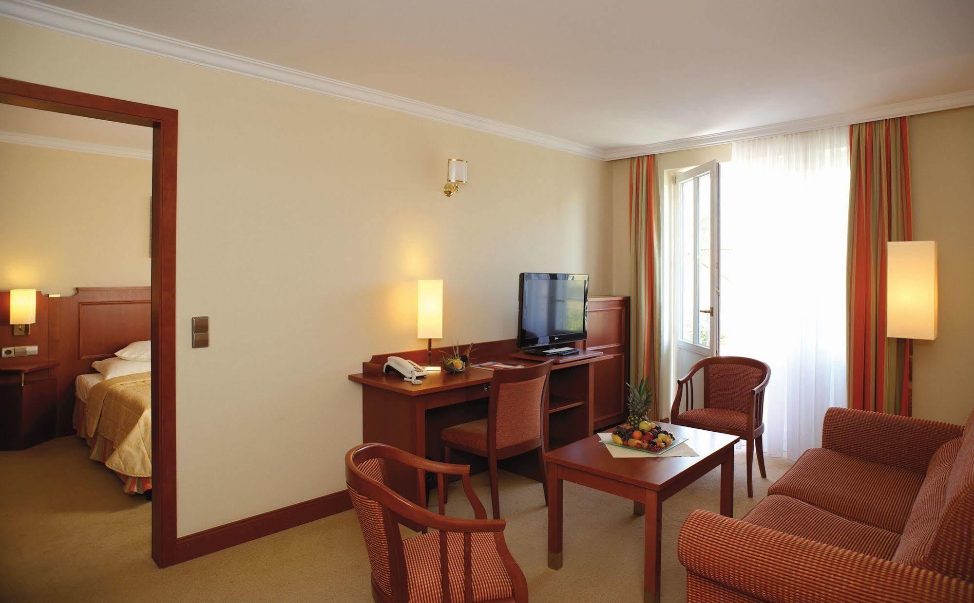Hotel Zur Post - Ein Rovell Hotel Heringsdorf  Ngoại thất bức ảnh